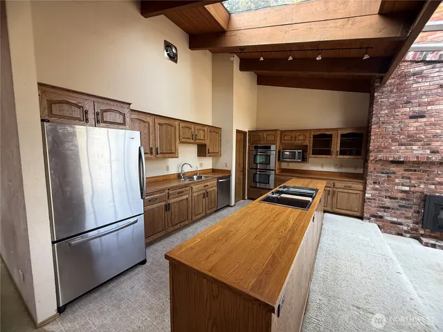 a view of an entryway