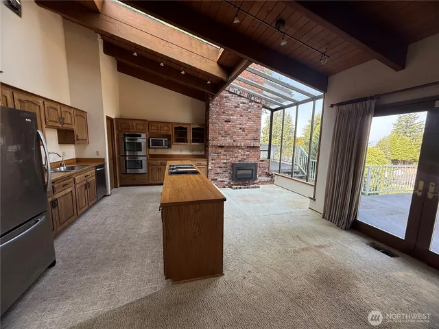 a view of empty room