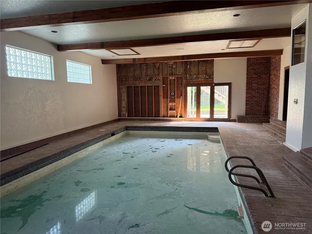 $999,000 | 4417 Crescent Avenue, Everett, WA 98203