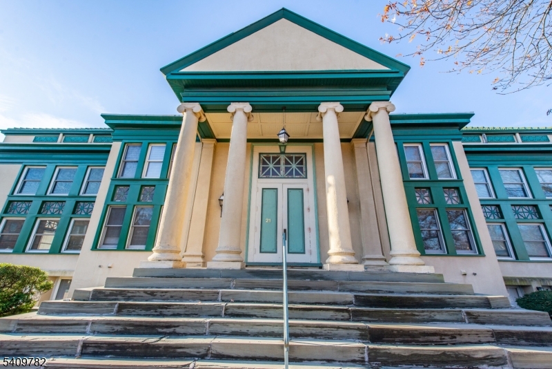 21 Springfield Avenue, Unit 10 Cranford, NJ 07016 - Photo 3 of 29