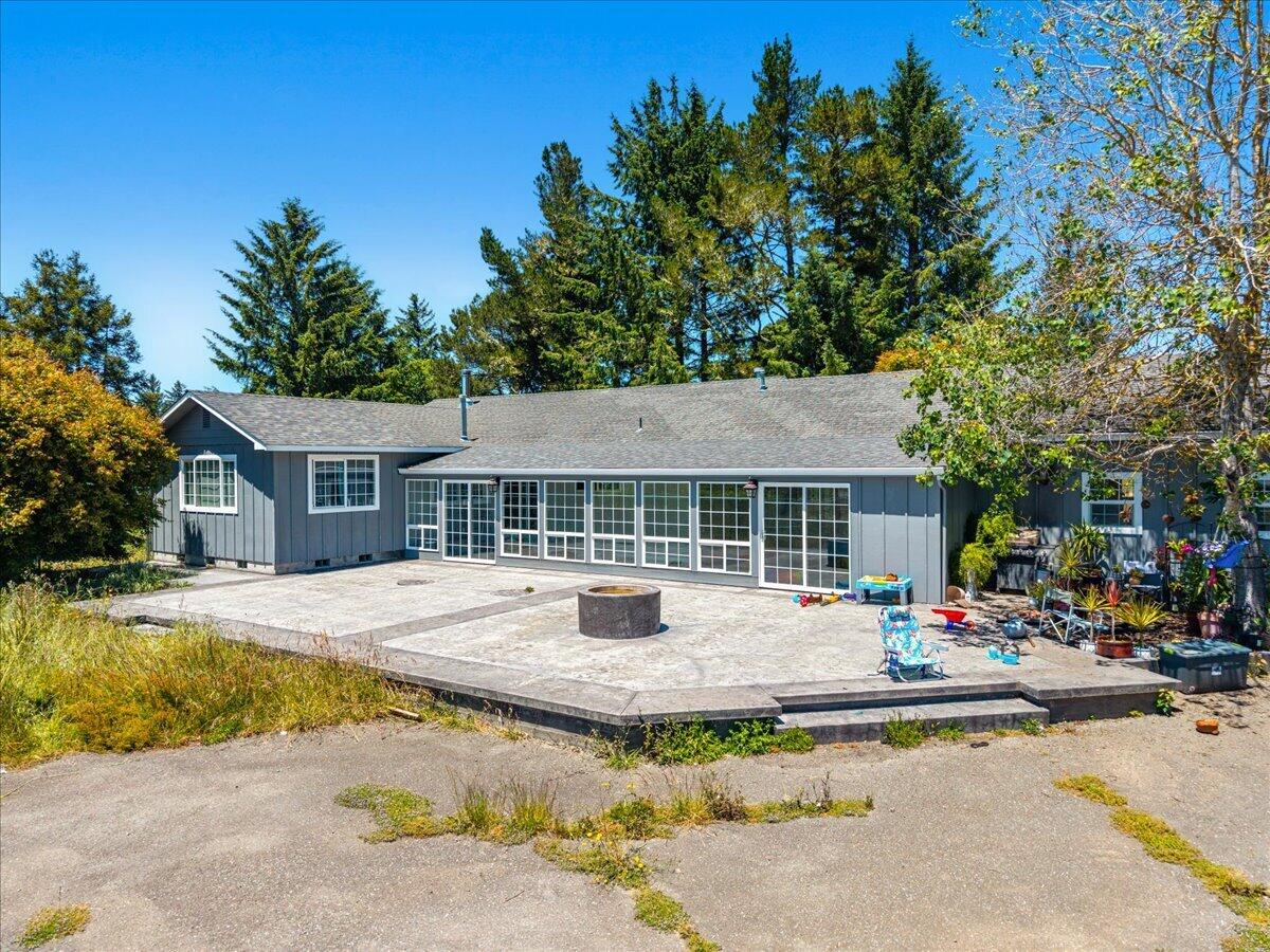 1770 Tompkins Hill Road Fortuna, CA 95540 - Photo 33 of 37