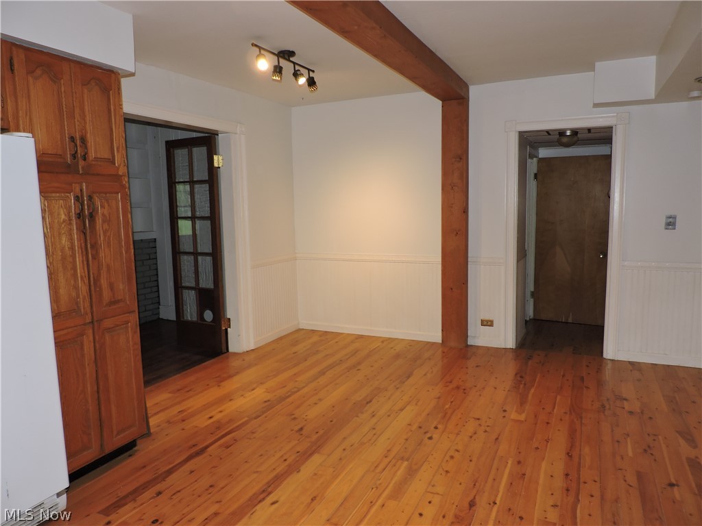 24208 Bruce Road Bay Village, OH 44140 - Photo 25 of 32