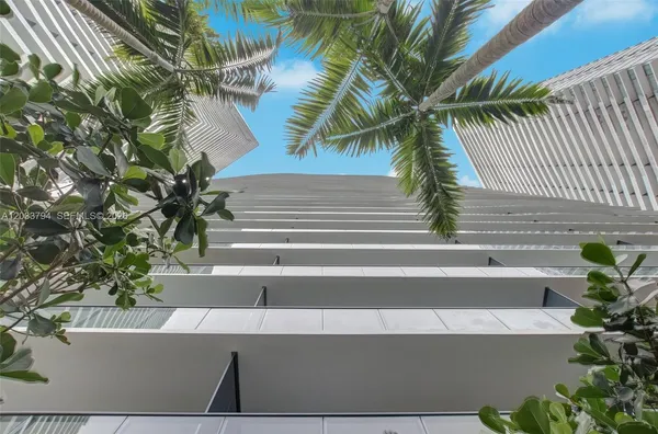 $7,500 | 3131 Northeast 7th Avenue, Unit 2605, Miami, FL 33137