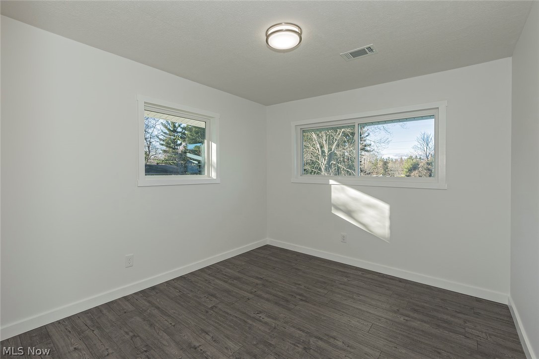 1281 Bell Road Chagrin Falls, OH 44022 - Photo 19 of 27 Gallery Image 19
