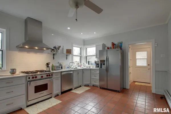 $380,000 | 1635 York Street, Quincy, IL 62301