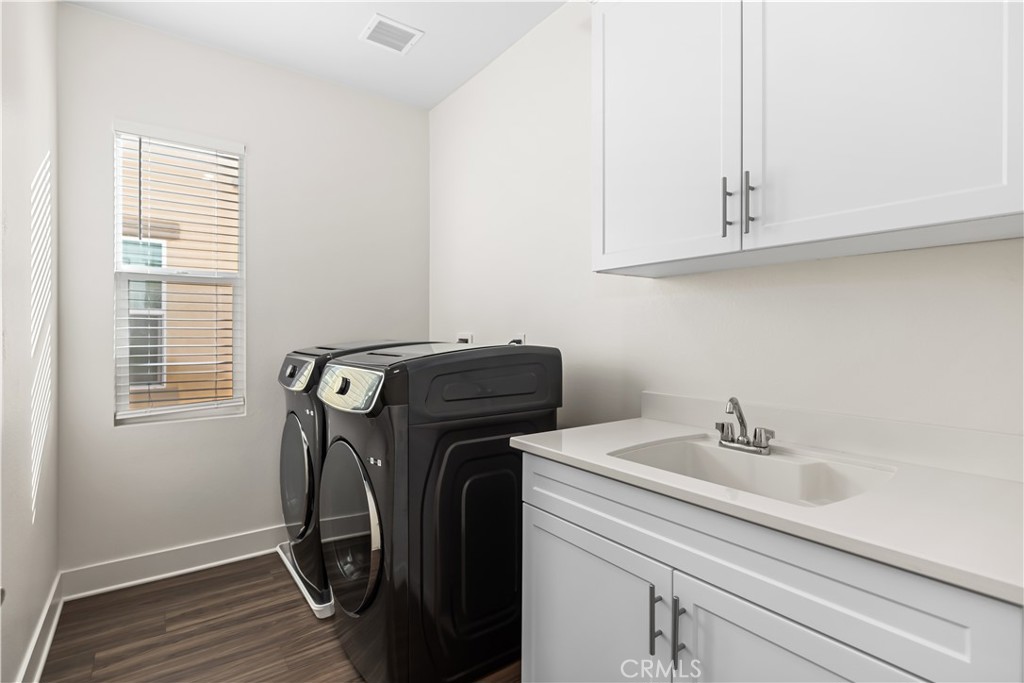 8720 Searcher Street Chino, CA 91708 - Photo 38 of 44