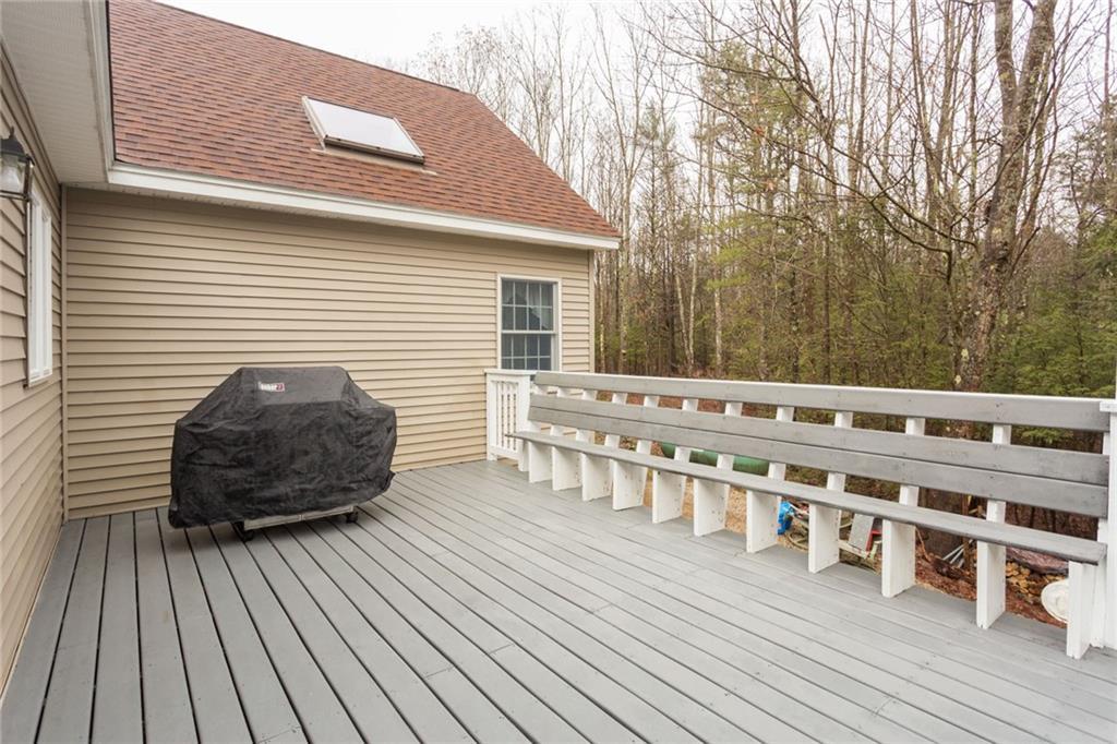 23 Lynch Lane Kittery Point, ME 03905 - Photo 31 of 34 Rear deck with built-in seating