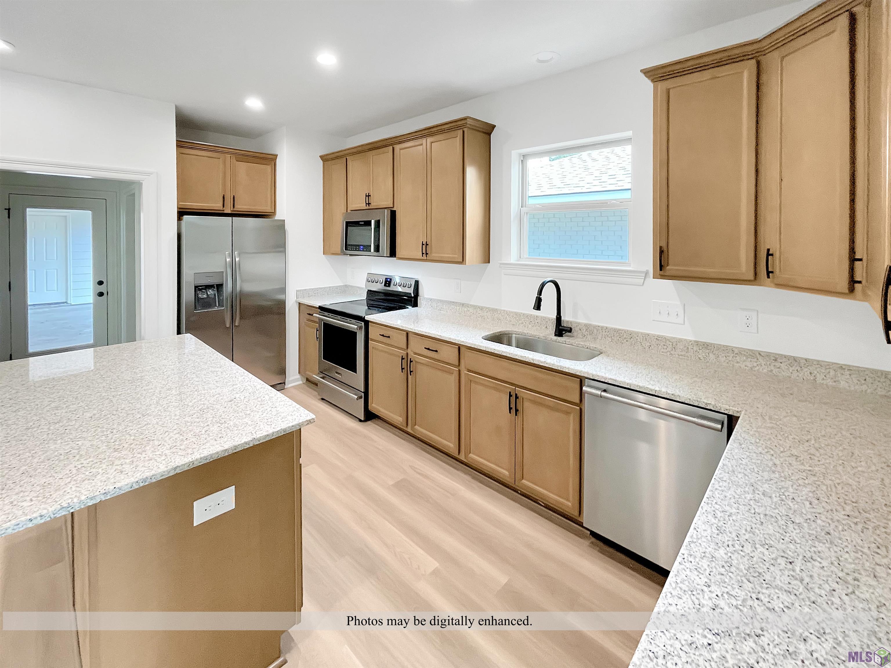 10567 Rhus Fringe Drive Baton Rouge, LA 70816 - Photo 2 of 13 Gallery Image 2