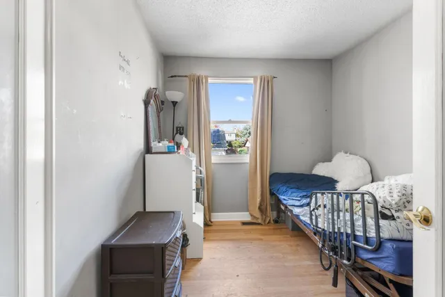 $275,000 | 31 Abbeywood Drive, Romeoville, IL 60446