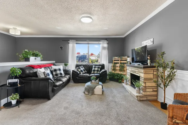 $275,000 | 31 Abbeywood Drive, Romeoville, IL 60446