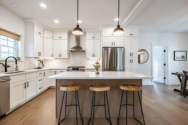 $975,000 | 2 Peaceful Lane, Scarborough, ME 04074