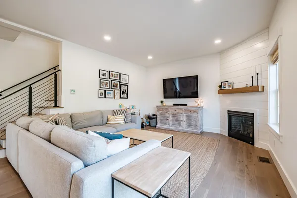 $975,000 | 2 Peaceful Lane, Scarborough, ME 04074