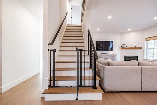 $975,000 | 2 Peaceful Lane, Scarborough, ME 04074