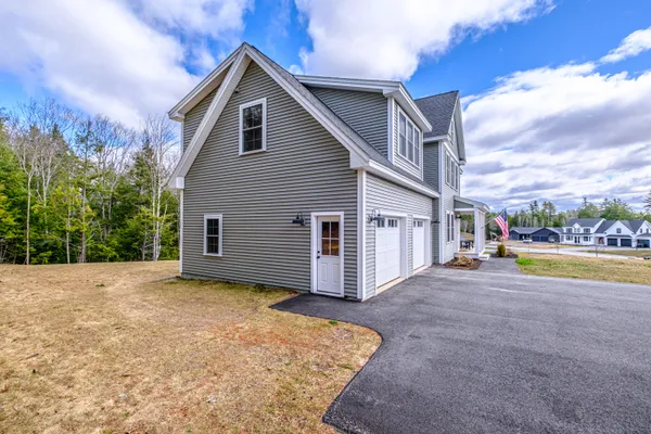 $975,000 | 2 Peaceful Lane, Scarborough, ME 04074