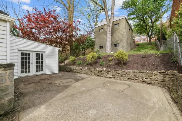 $399,900 | 8 Allendale Place, Pittsburgh, PA 15228