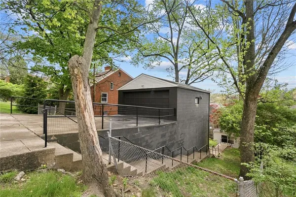 $399,900 | 8 Allendale Place, Pittsburgh, PA 15228