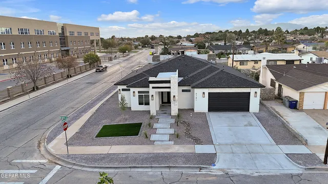 $549,900 | 2701 Brady Place, El Paso, TX 79935