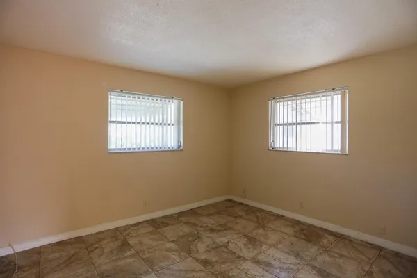 $2,000 | 4513 Northwest 44th Street, Tamarac, FL 33319