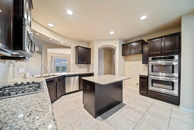 $432,500 | 126 Quail Meadow Drive, Conroe, TX 77384