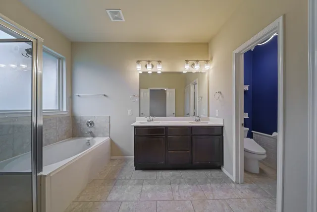 $432,500 | 126 Quail Meadow Drive, Conroe, TX 77384