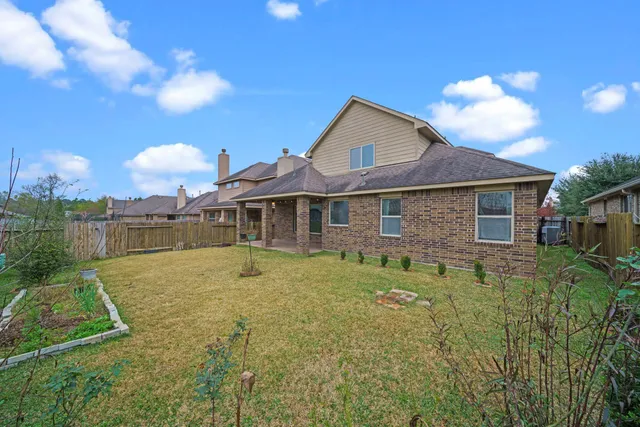 $432,500 | 126 Quail Meadow Drive, Conroe, TX 77384