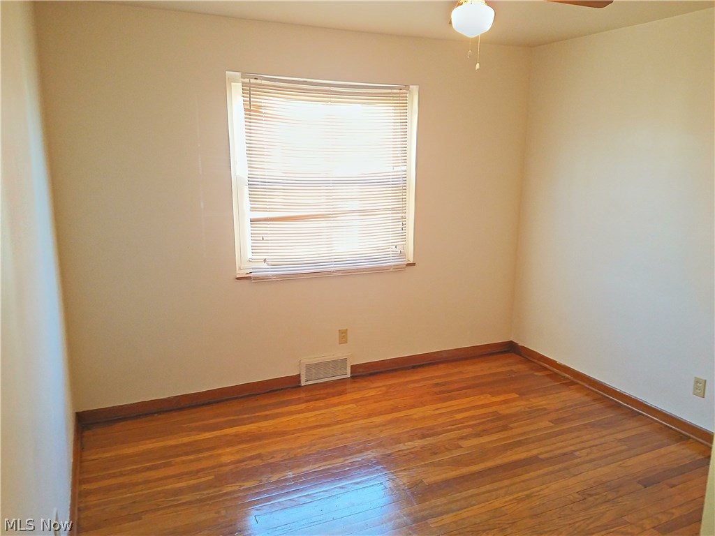 344 Babbitt Road Euclid, OH 44123 - Photo 6 of 29 Gallery Image 6