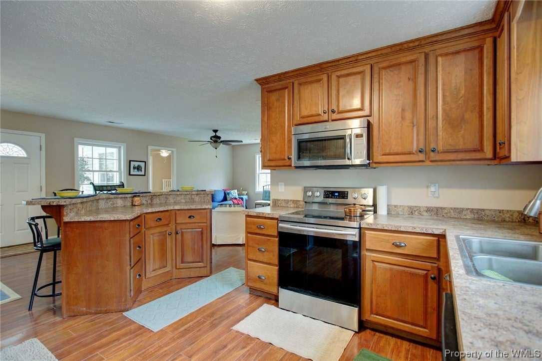 10372 Indian Road Gloucester, VA 23061 - Photo 12 of 26 Gallery Image 12