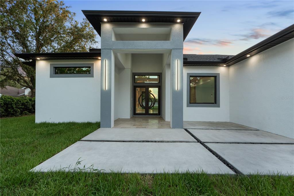9201 Nightingale Road Weeki Wachee, FL 34613 - Photo 5 of 70