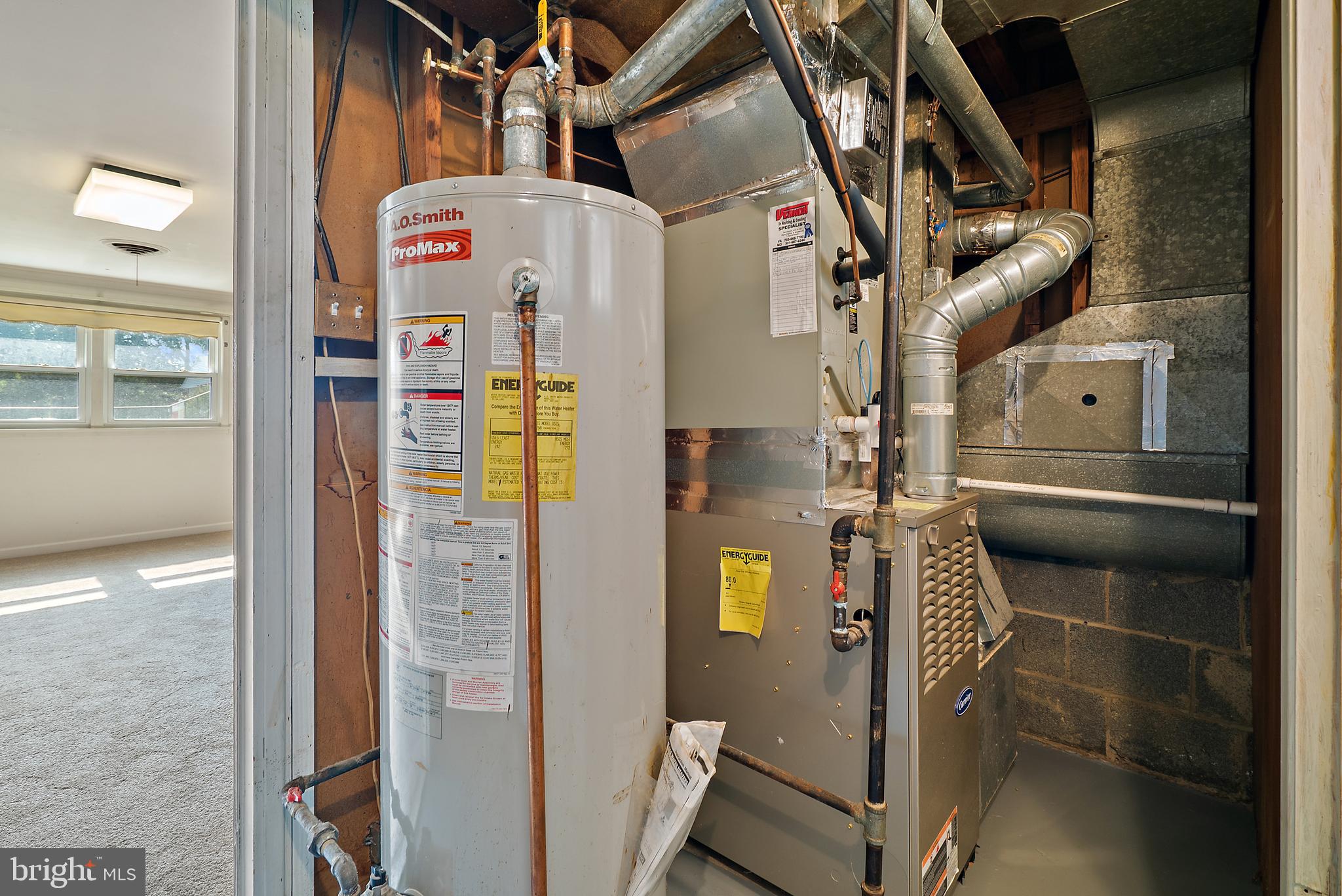5323 Ravensworth Road Springfield, VA 22151 - Photo 21 of 32 Updated HW and HVAC