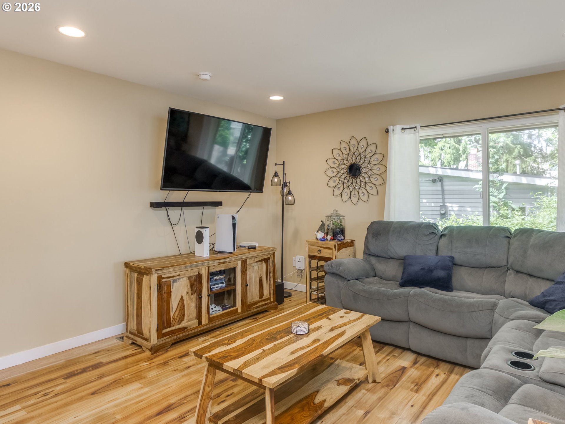 7913 Southeast Clackamas Road Milwaukie, OR 97267 - Photo 17 of 44