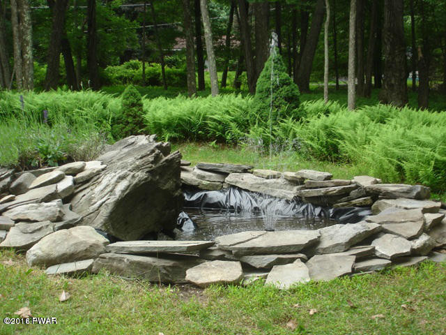 427 Gold Key Road Milford, PA 18337 - Photo 17 of 23