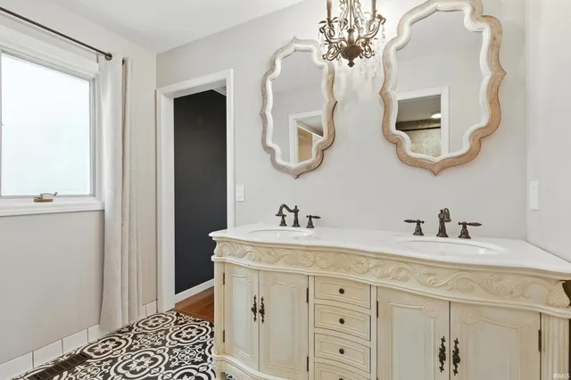 $414,900 | 6719 West Canal Pointe Lane, Fort Wayne, IN 46804