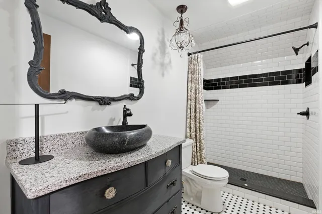 $414,900 | 6719 West Canal Pointe Lane, Fort Wayne, IN 46804