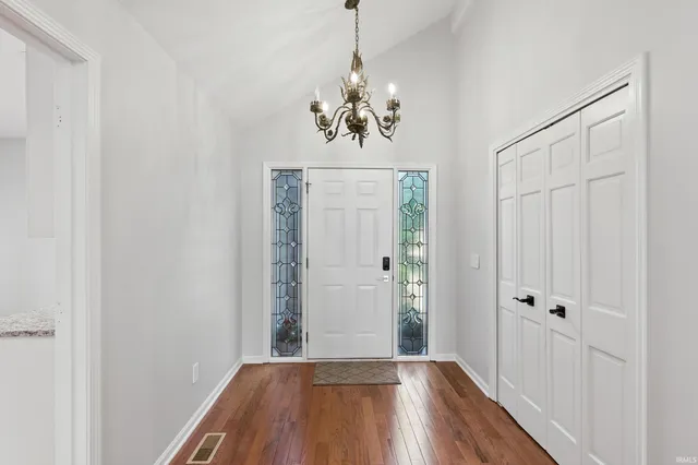 $414,900 | 6719 West Canal Pointe Lane, Fort Wayne, IN 46804