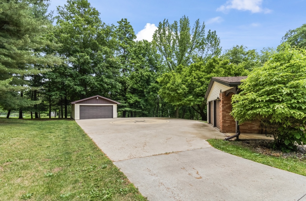 1368 East 16th Road Streator, IL 61364 - Photo 14 of 32