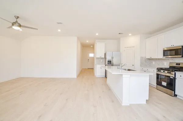 $2,200 | 31134 Royal Acres Court, Fulshear, TX 77441