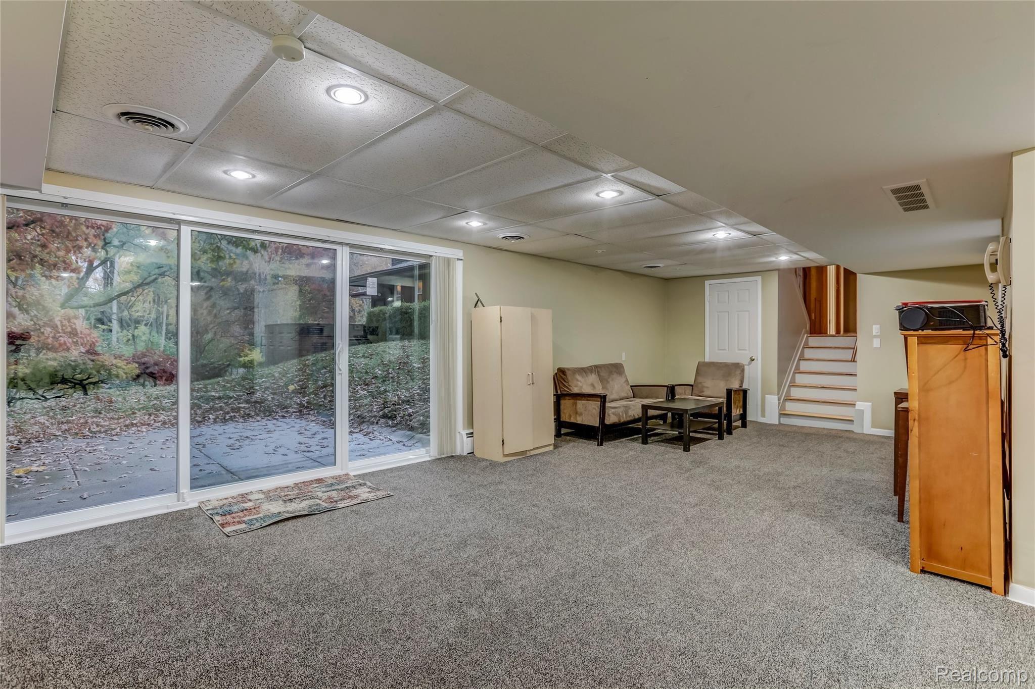 6205 Norham Road Bloomfield Hills, MI 48301 - Photo 32 of 45 6205 Norham Road, Bloomfield Hills, MI-34.jpg-FULL