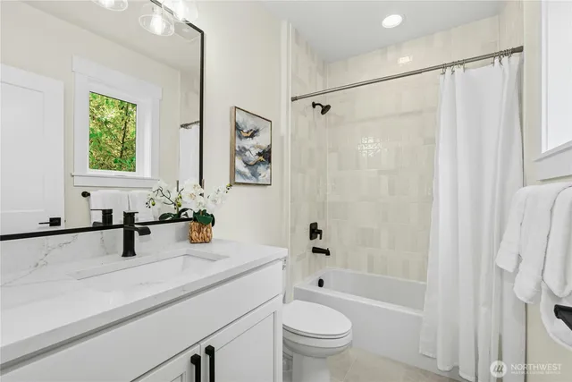 $2,389,000 | 15001 Northeast 8th Street, Bellevue, WA 98007