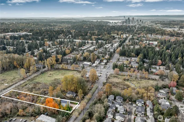 $2,389,000 | 15001 Northeast 8th Street, Bellevue, WA 98007