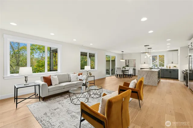 $2,389,000 | 15001 Northeast 8th Street, Bellevue, WA 98007