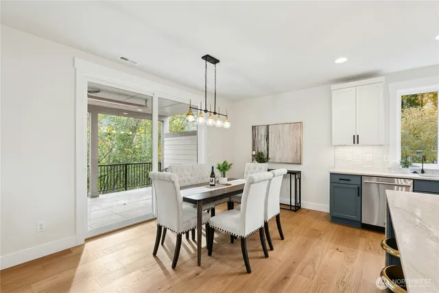 $2,389,000 | 15001 Northeast 8th Street, Bellevue, WA 98007