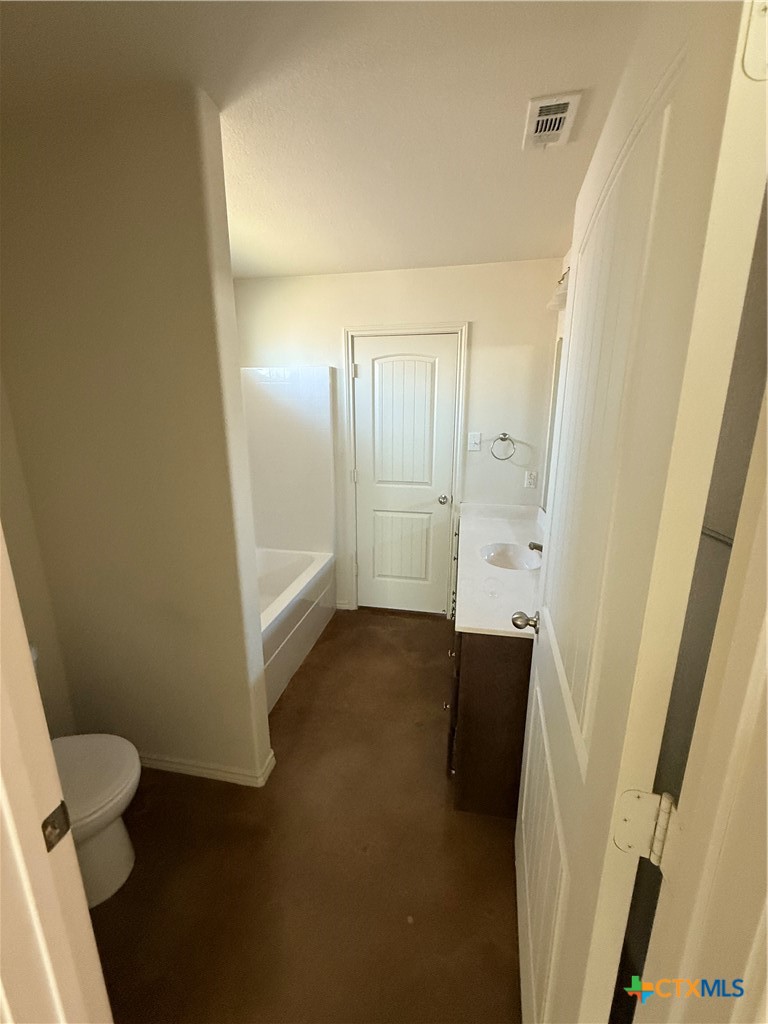 4405 Texas Rangers Drive Killeen, TX 76549 - Photo 4 of 22 a view of bathroom