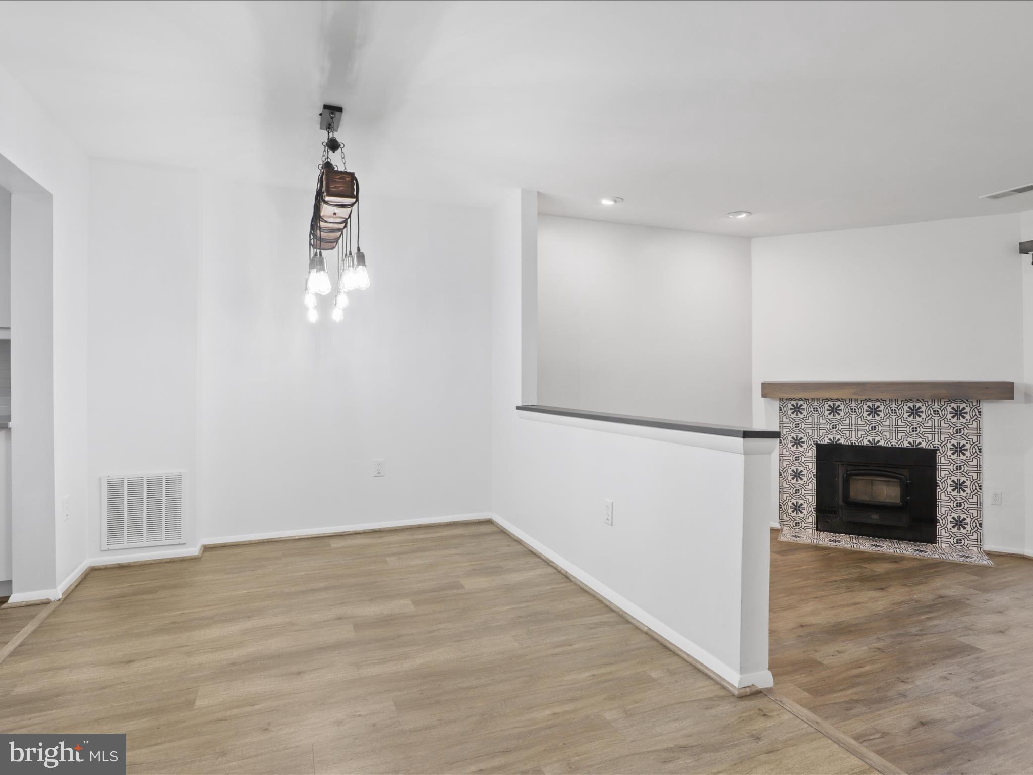11156 Boathouse Court, Unit 73 Reston, VA 20191 - Photo 15 of 59 Gallery Image 15