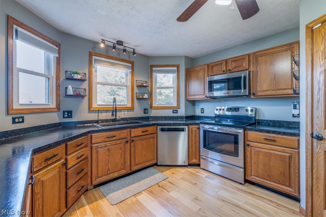 2928 South Medina Line Road Wadsworth, OH 44281 - Photo 15 of 43 Gallery Image 15