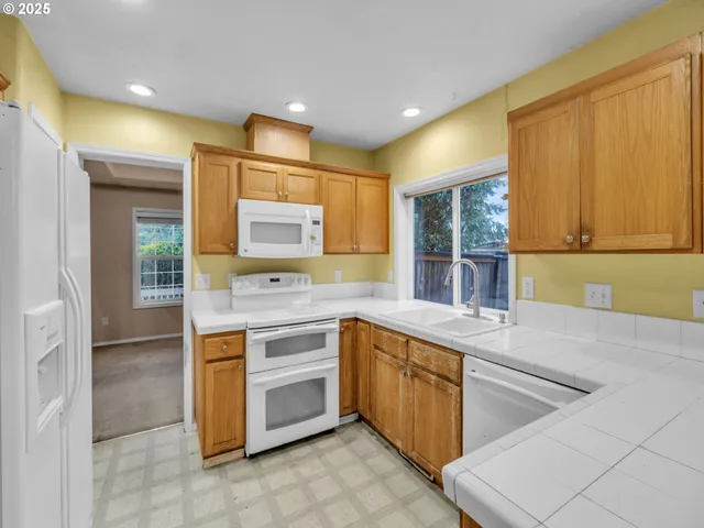 $399,900 | 58782 Evergreen Loop, St. Helens, OR 97051