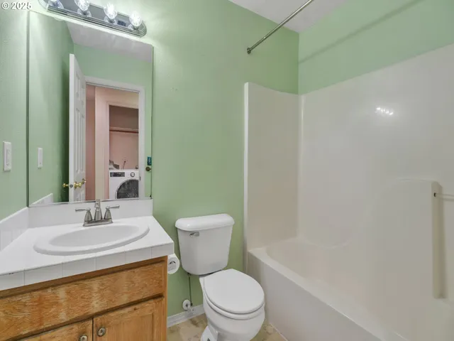 $399,900 | 58782 Evergreen Loop, St. Helens, OR 97051