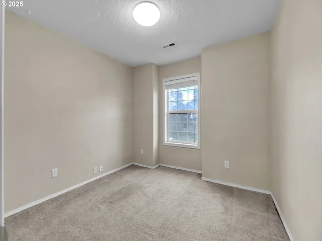 $399,900 | 58782 Evergreen Loop, St. Helens, OR 97051