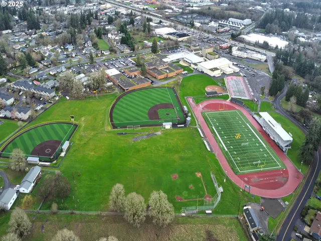 $399,900 | 58782 Evergreen Loop, St. Helens, OR 97051