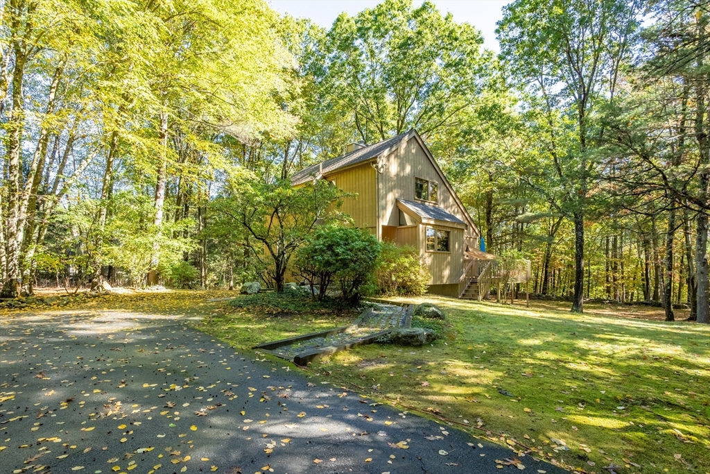 17 Jacob Gates Road Harvard, MA 01451 - Photo 3 of 33