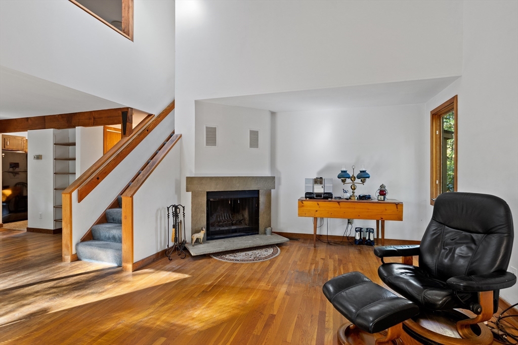 17 Jacob Gates Road Harvard, MA 01451 - Photo 6 of 33